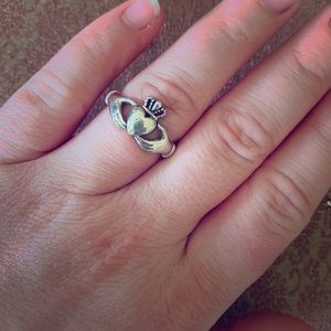 Sterling silver Claddagh ring